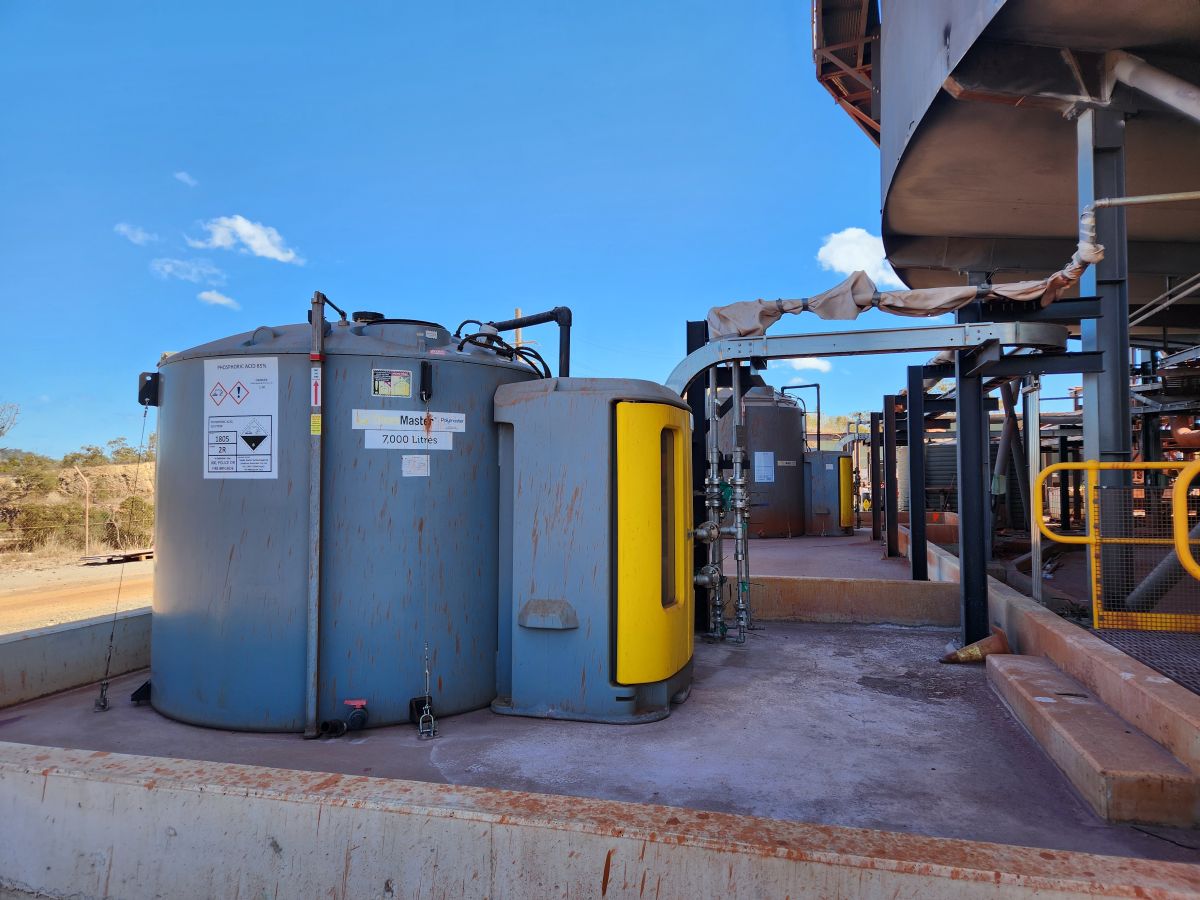 self-bunded chemical tank 5