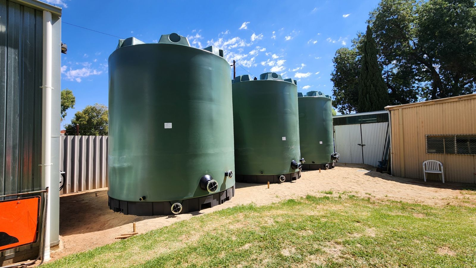 Self Draining Fertiliser Tanks