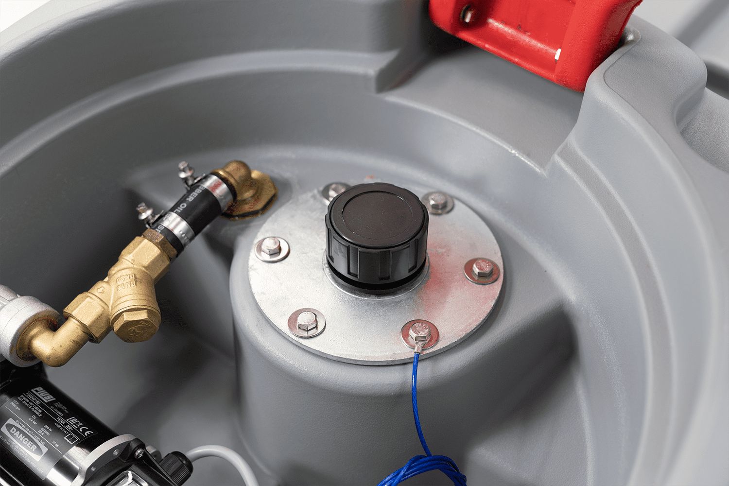 Diesel-Vented-fuel-cap-inline-mesh-filter-LR