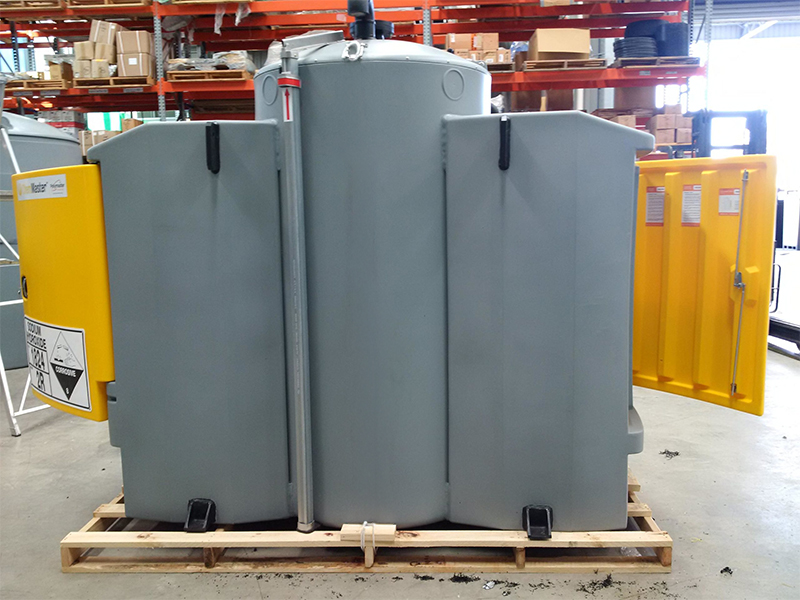 Polymaster Chemical Tank bound for Maryborough Treatment Plant