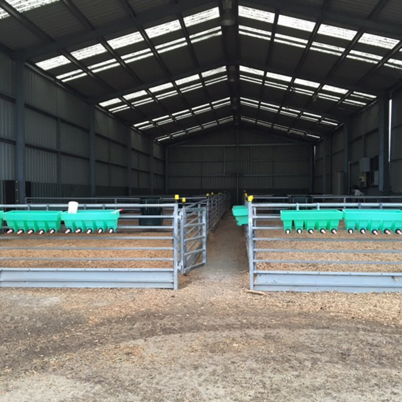 Fence Hung Feeder l Polymaster